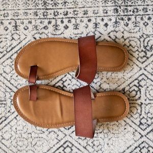 Universal Thread Strappy Sandal